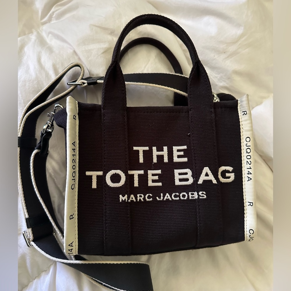THE JACQUARD SMALL TOTE BAG